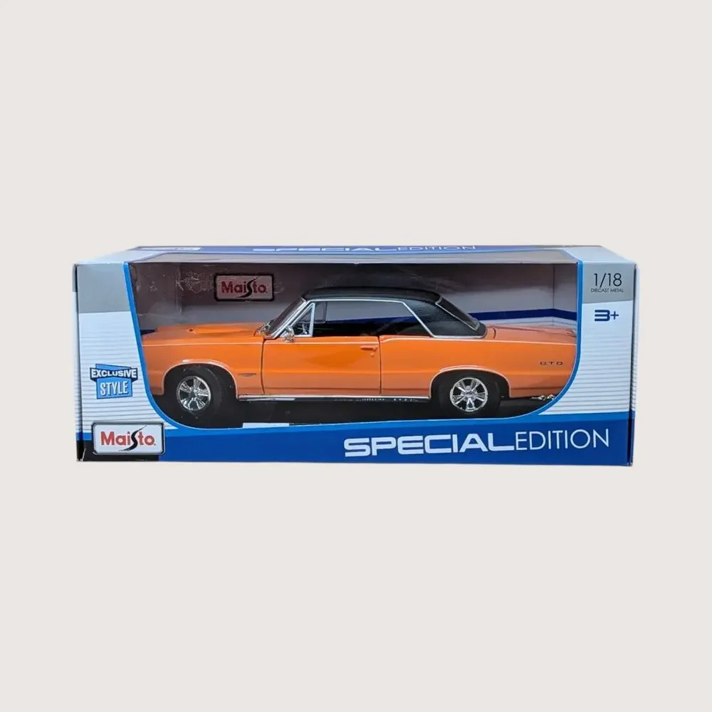 Maisto 1/18 1965 Pontiac GTO Special Edition Die Cast Car Orange